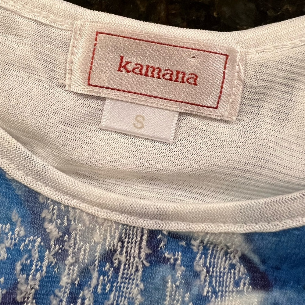 Kamana Blue & White Floral Print Tunic Top - Picture 2 of 14